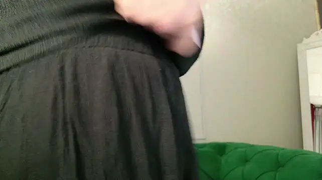 BustyAllyy live cam on StripChat