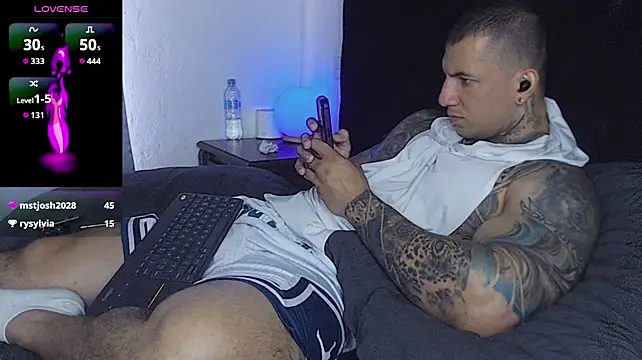 Shane_Clay webcam