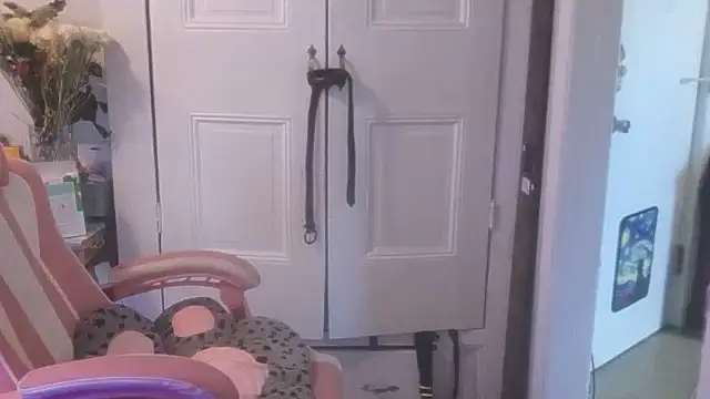 nastydianastrips webcam