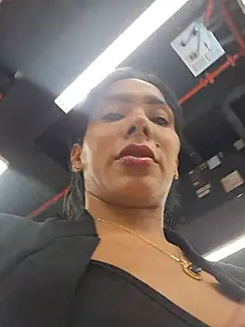 Doll_Loren webcam