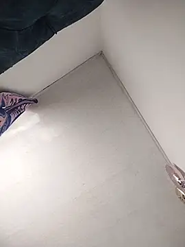 sarahy_evans webcam