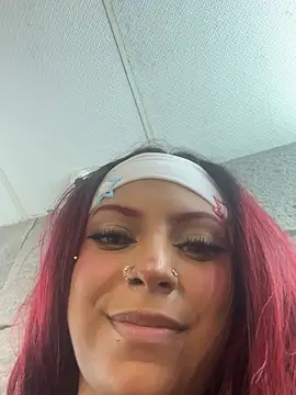 GiaRedd webcam