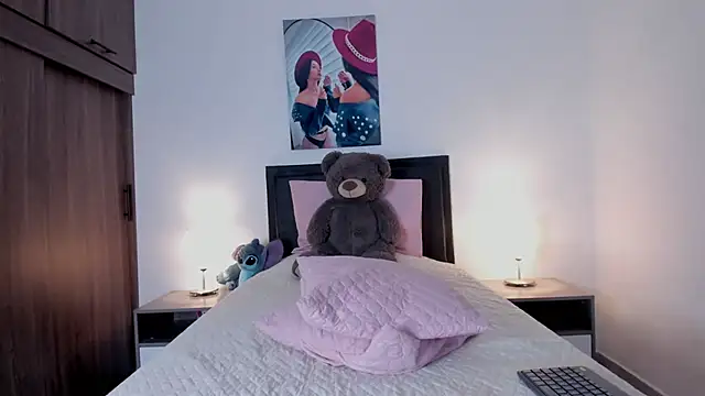 alana_greey_ webcam
