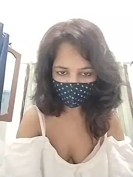 cutieNancy89 live cam on StripChat