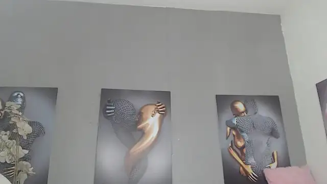 AntonellaBlanc live cam on StripChat