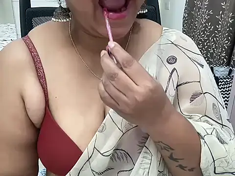 Mithureddy02 live cam on StripChat