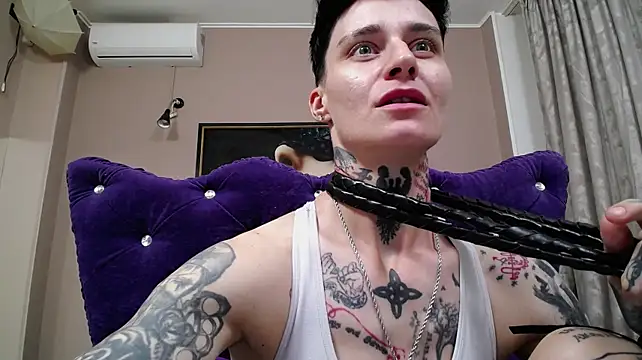 KennyXSX live cam on StripChat