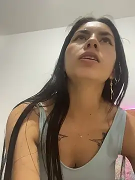 SOL-9 live cam on StripChat