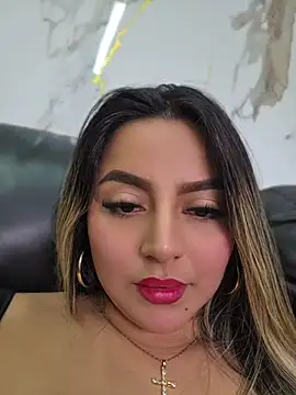 CelesteBlaze_ 🍻 live sex webcam
