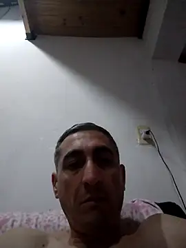 alejandro83bsf (Ask my age) - Gym desnudo