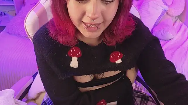 NekoWaifu webcam
