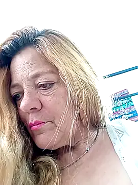 Karlatatiana webcam