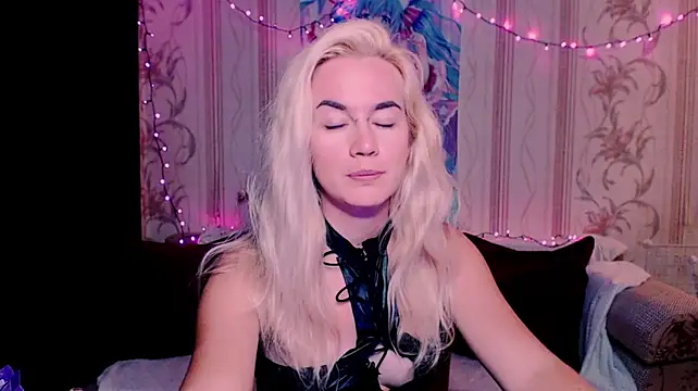 xxxcharismaaa webcam