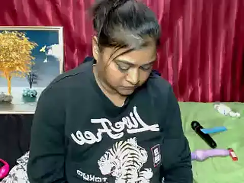 indian_glitter webcam