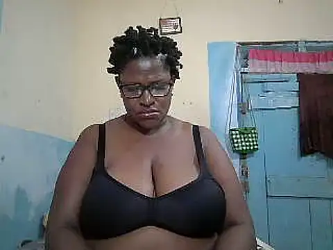 sexy_bigboobss webcam