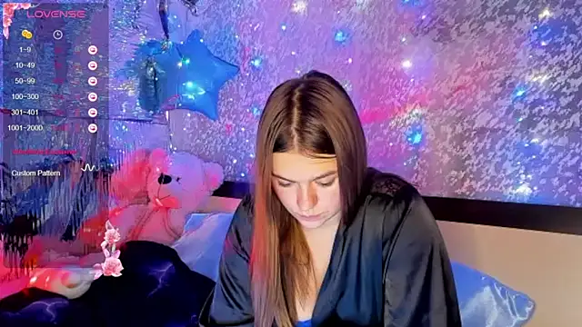 Josephine_Kiss webcam
