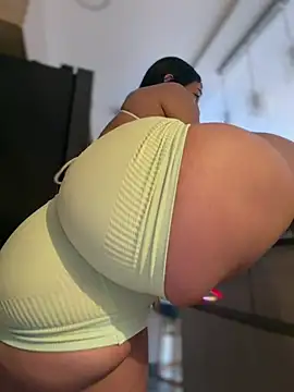 AshleyG_222 webcam