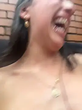 lilyrossi_ (F teen) - Show pussy