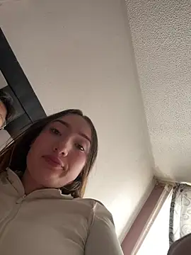 Valery_Salmons webcam