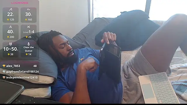 blackmuscless webcam