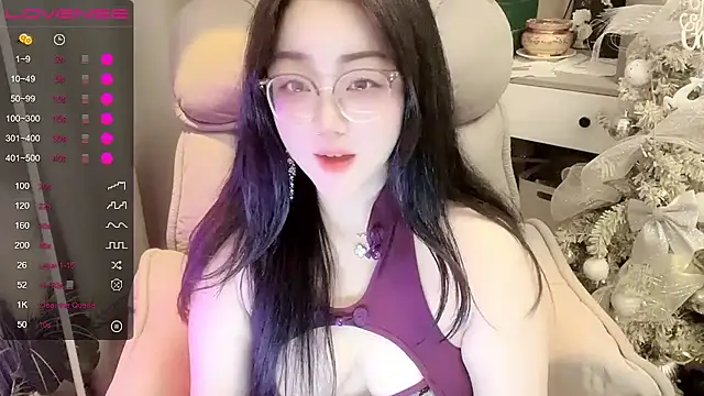 Monica-666888- webcam