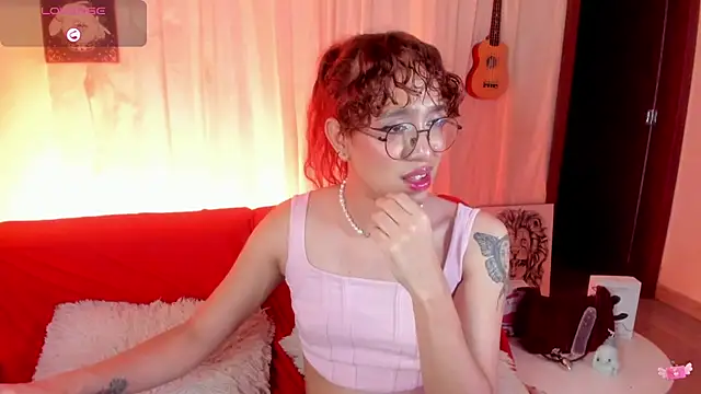 AdelineEsposito live sex cam