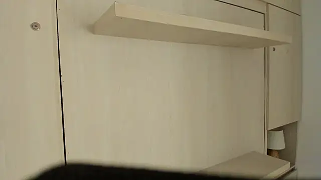 TaylorBloom webcam