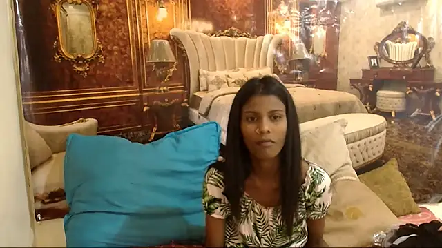 IndianSilkySpice webcam