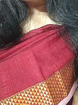 Diyatamil live cam on StripChat