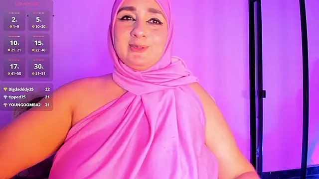 HijabiMilff webcam