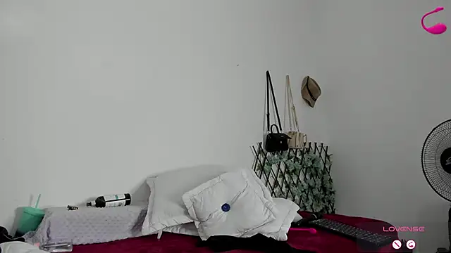 Kendra_wuilliams69 webcam