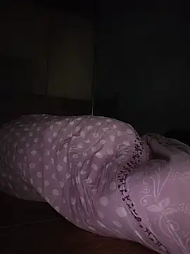 Zay_romi webcam