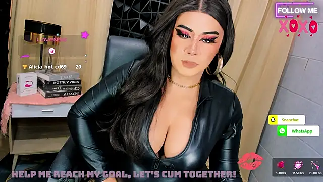 HugeMagnificent11inCock webcam