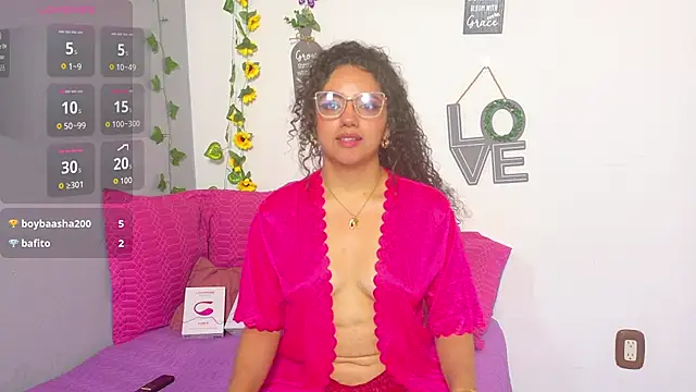 emiily_curly live cam