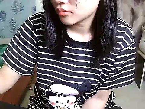 Hana_bbaby live cam on StripChat