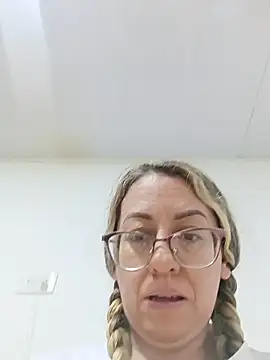 miss_hanna07 live cam on StripChat