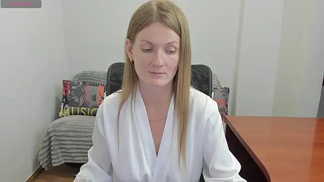Alisha_Skyes webcam