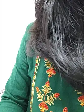 anjali2351 live cam on StripChat