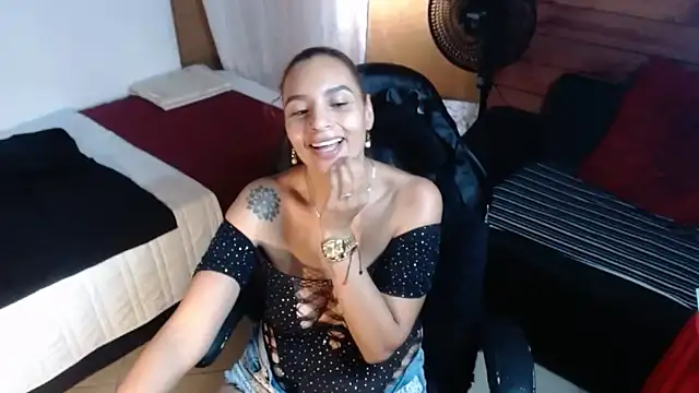 mykaelahoney webcam