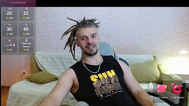 Aestheticguy101 webcam