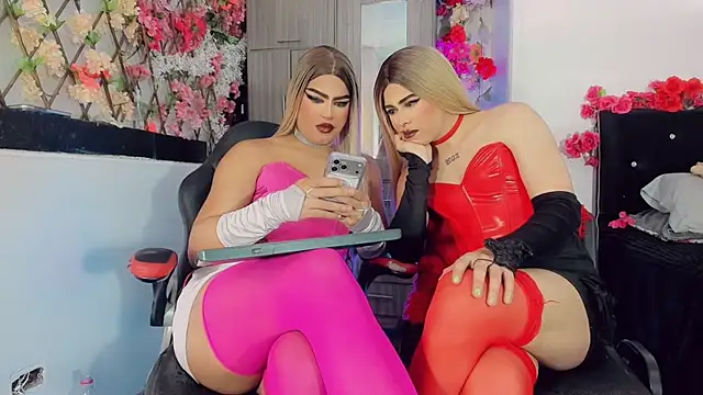 Thiara_veky_ webcam