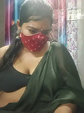Liyaa_24 webcam