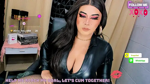HugeMagnificent11inCock webcam