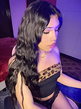 DollCamila webcam