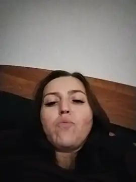SweetyMommy77 webcam