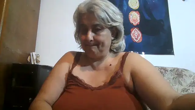 ExquisiteMature webcam