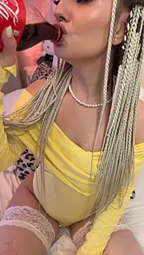 LeraFox live cam on StripChat