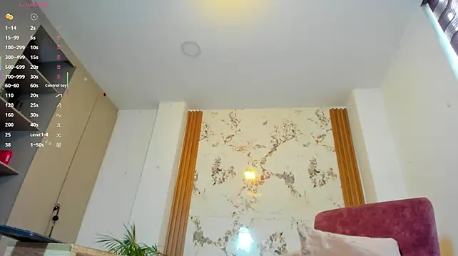 MontserratMarie webcam