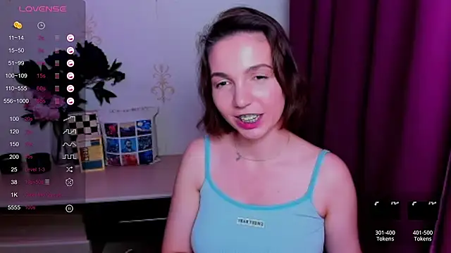 KindHazelHere_ webcam
