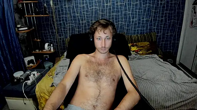 CuteBoy228 webcam